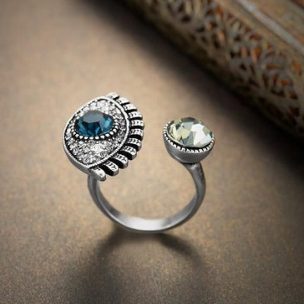 "Eye Like You" Ring